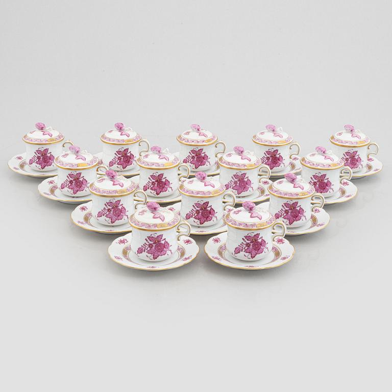 A set of porcelaine pots de creme with lids and dishes, 'Apponyi'/'Chinese Bouquet', Herend, Hungary (14 pcs).