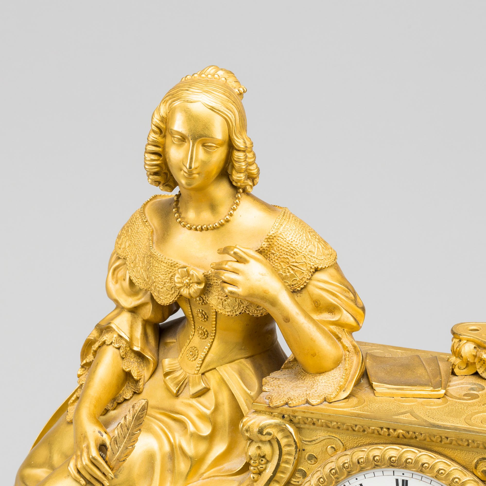 MID 19TH CENTURY MANTELPIECE CLOCK.