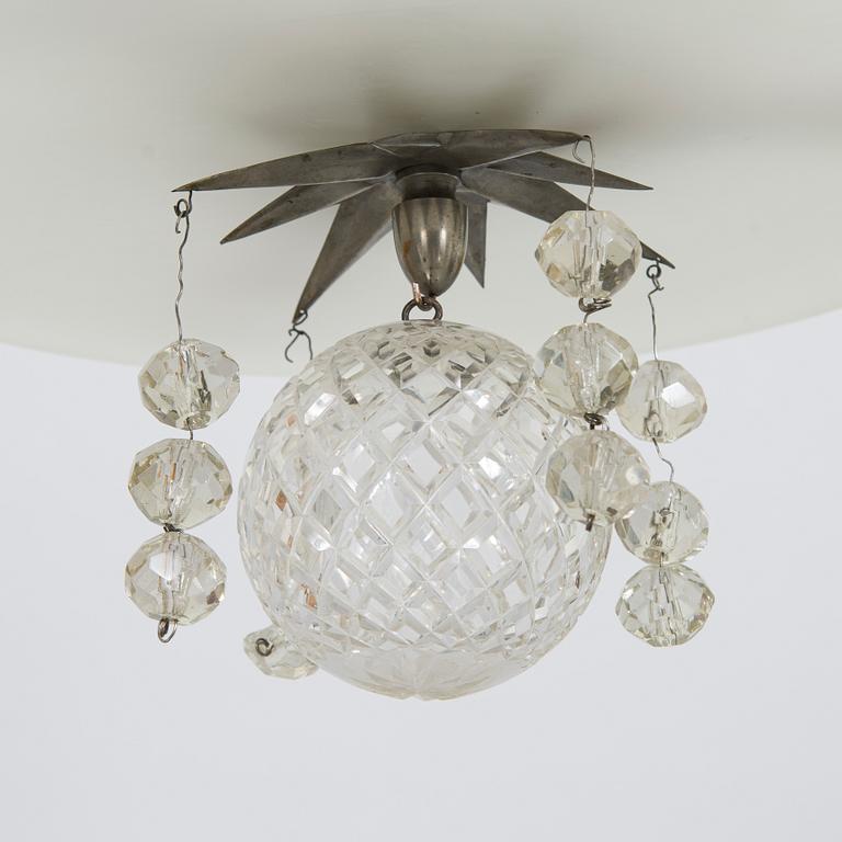 A pendant Art Deco ceiling light, 1920-30s.