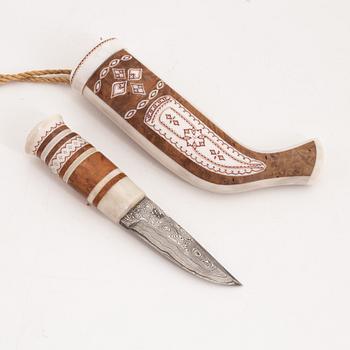 A birch and reindeer horn knife by Anders Sunna, before 2008, signed.