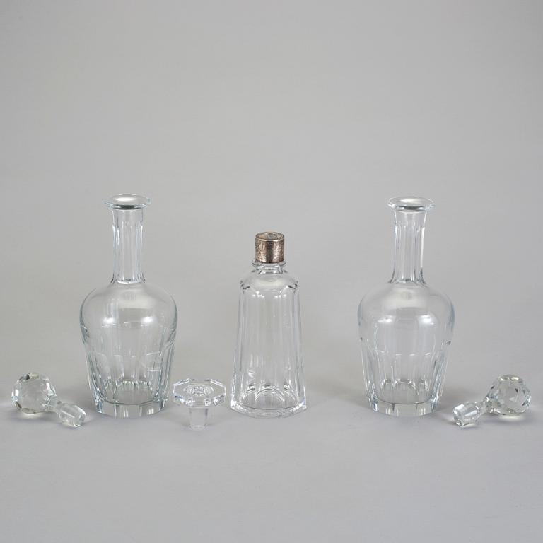 KARAFFER, 3 stycken, glas, 1900-talets första hälft.