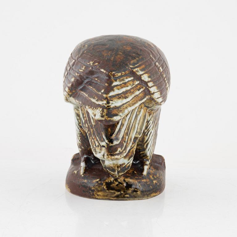 Lisa Larson, figurin, stengods, "Havsörn", för NK, Nordiska Kompaniet i samarbete med WWF, Gustavsberg.