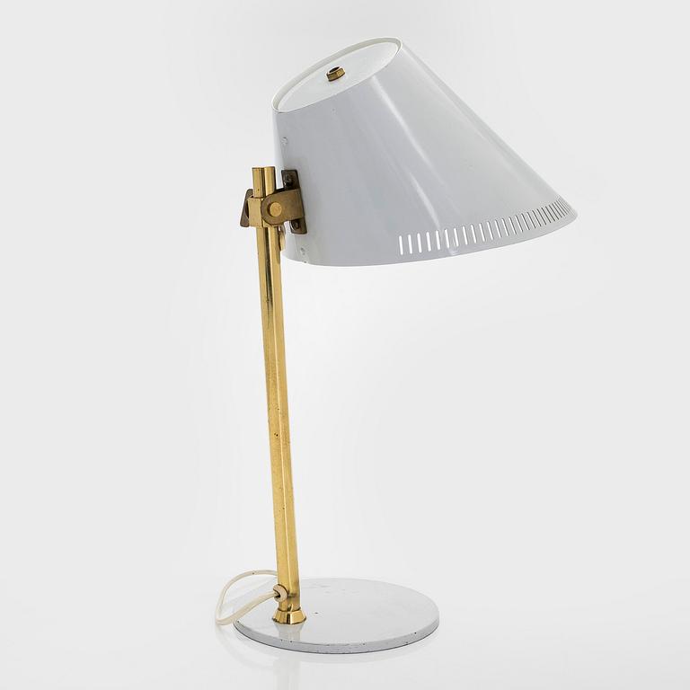 Paavo Tynell, A mid-20th-century '9227' table lamp for Idman, Finland.