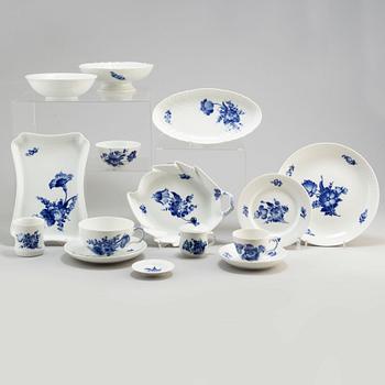 A 32 piece 'Bå blomst' porcelain service, Royal Copenhagen, Denmark, second half of the 20th century,