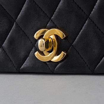 CHANEL, "flapbag" väska 1989-1991.