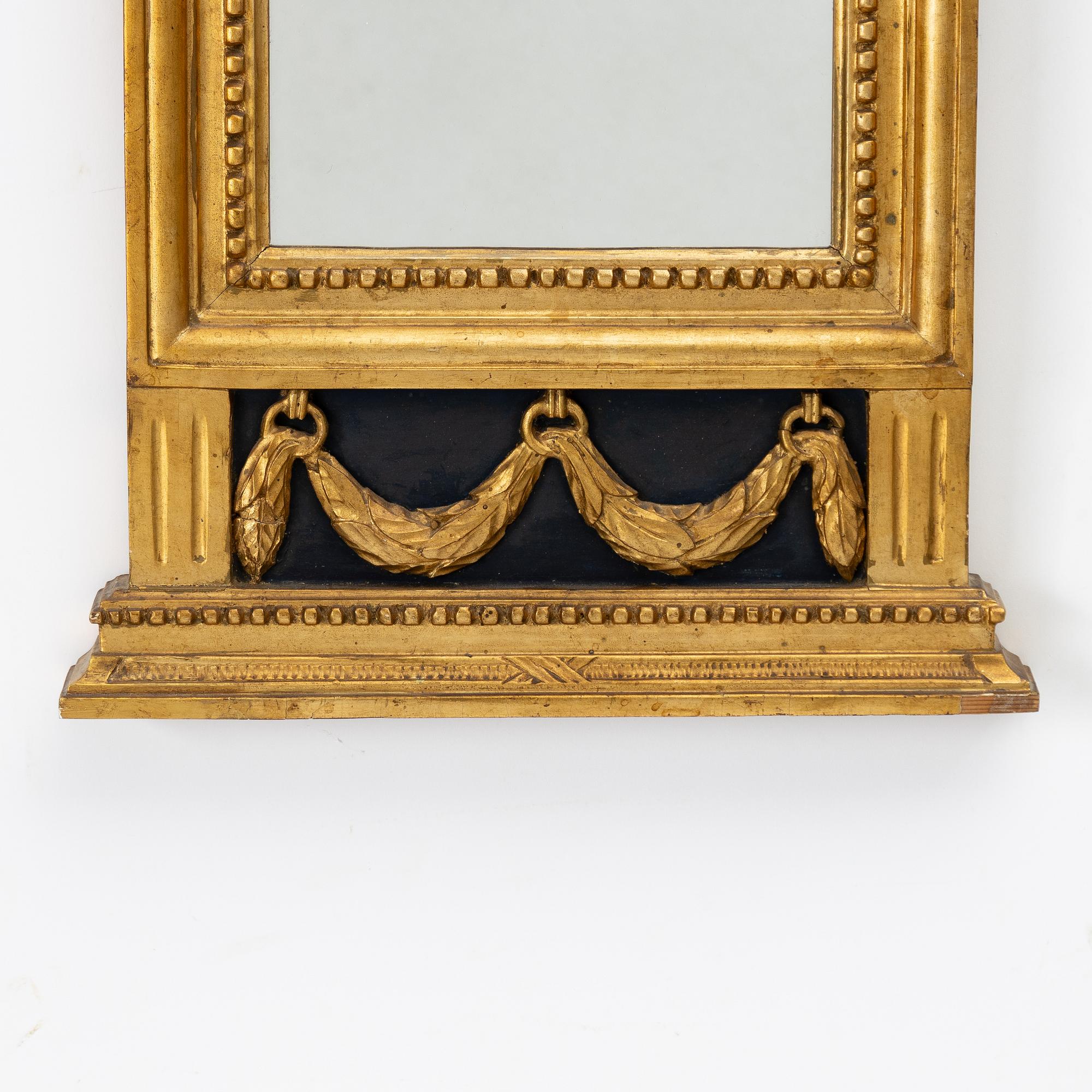 Spegel, sengustaviansk, tidigt 1800-tal.