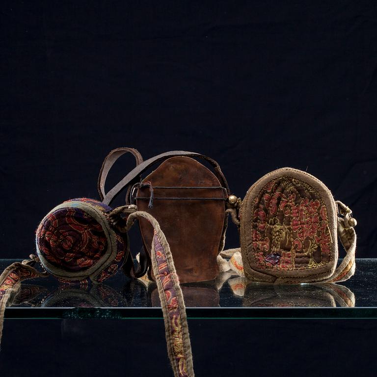 RESEIKONER, 3 st, buddhistiska gau, Tibet/ Nepal 1900-talets mitt.