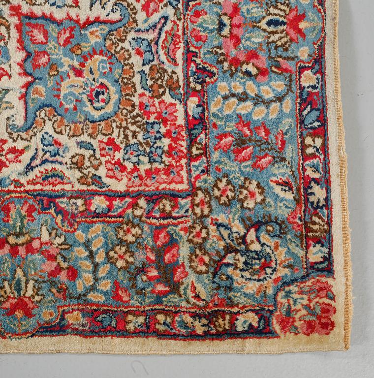 MATTA, orientalisk, Kirman, old, ca 230x140 cm.