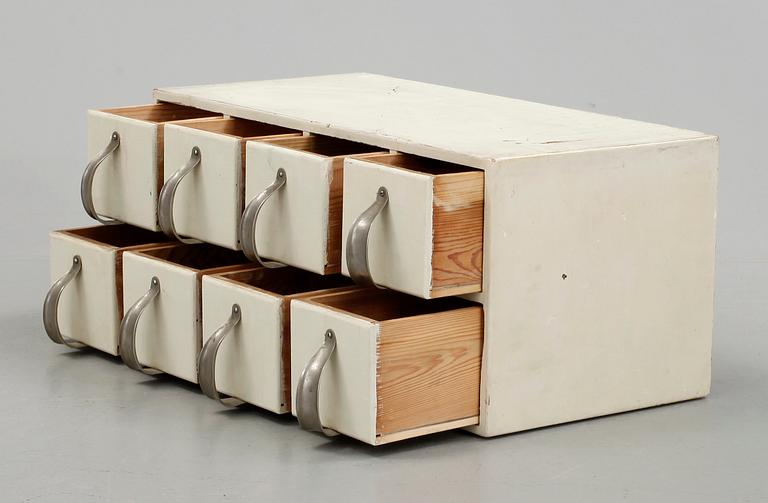 KRYDDMÅTT, 1900-talets mitt.