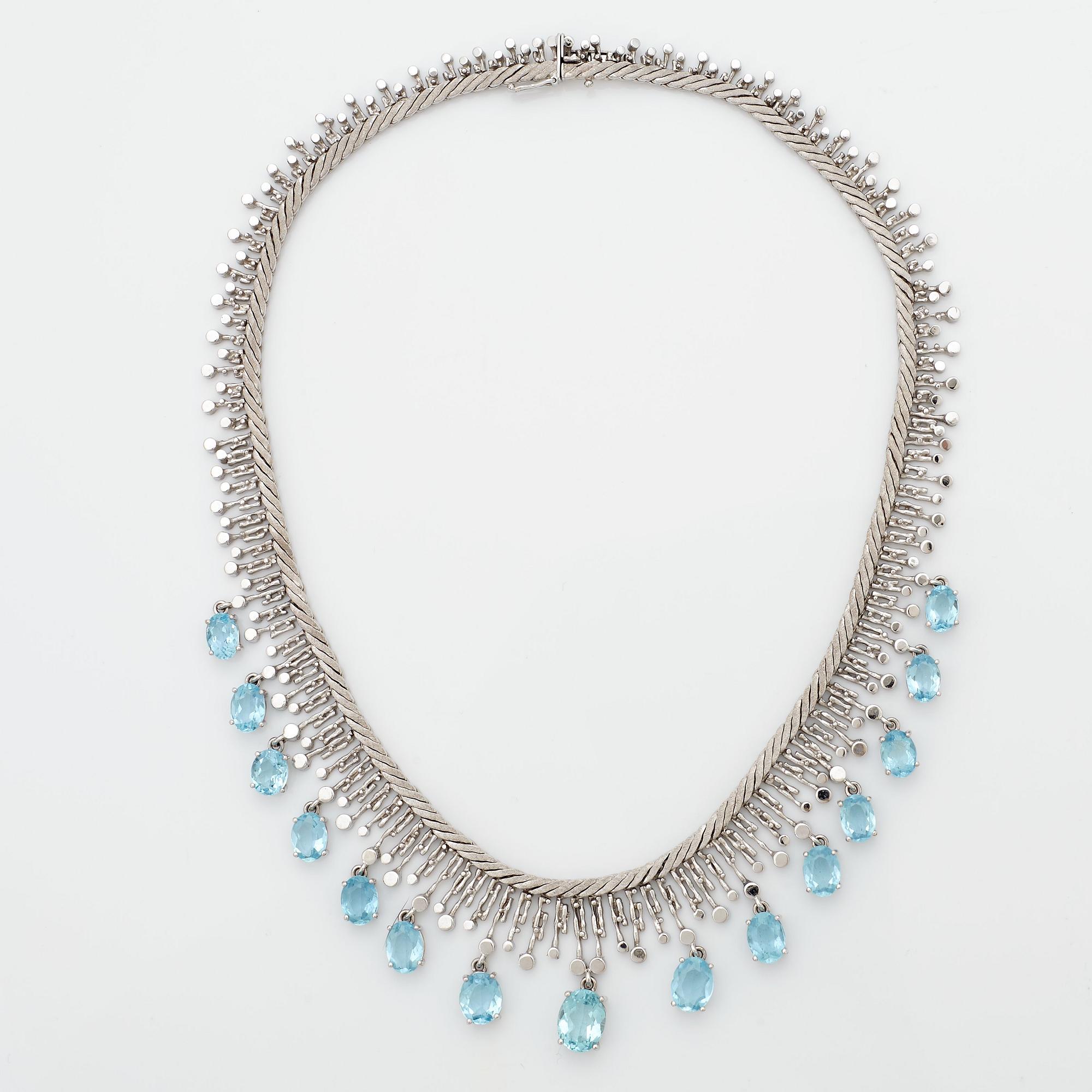 A NECKLACE.