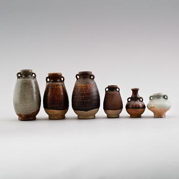 VASER, 7 st, stengods, Sawankholok, Thailand, 1400-tal.