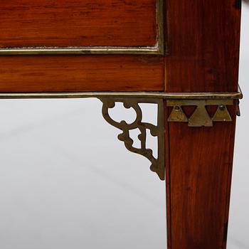 SPELBORD, sengustavianskt, omkring år 1800.