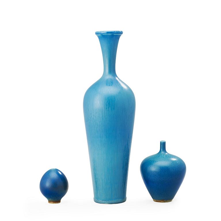 A set of three Berndt Friberg stoneware vases, Gustavsberg Studio 1960's-70's.
