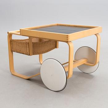 A mid-20th century '900' tea trolley for Artek, Finland.