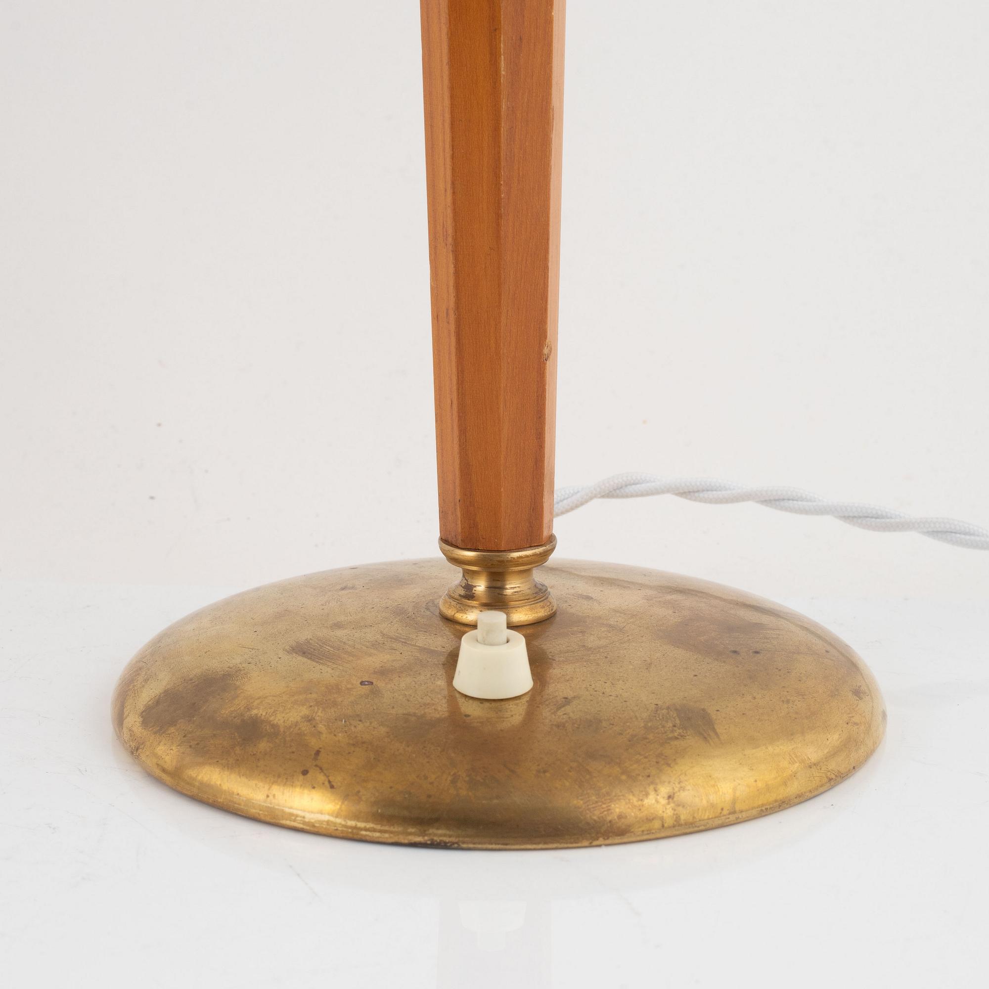 Bertil Brisborg, a pair of table lamps, model "31915", Nordiska Kompaniet, Sweden 1940s-1950s.