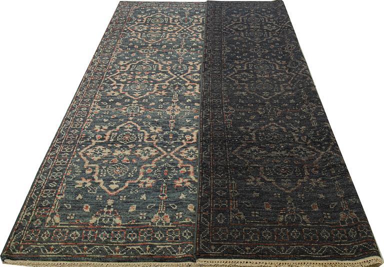 A carpet, Mamluk Design, ca 305 x  244 cm.