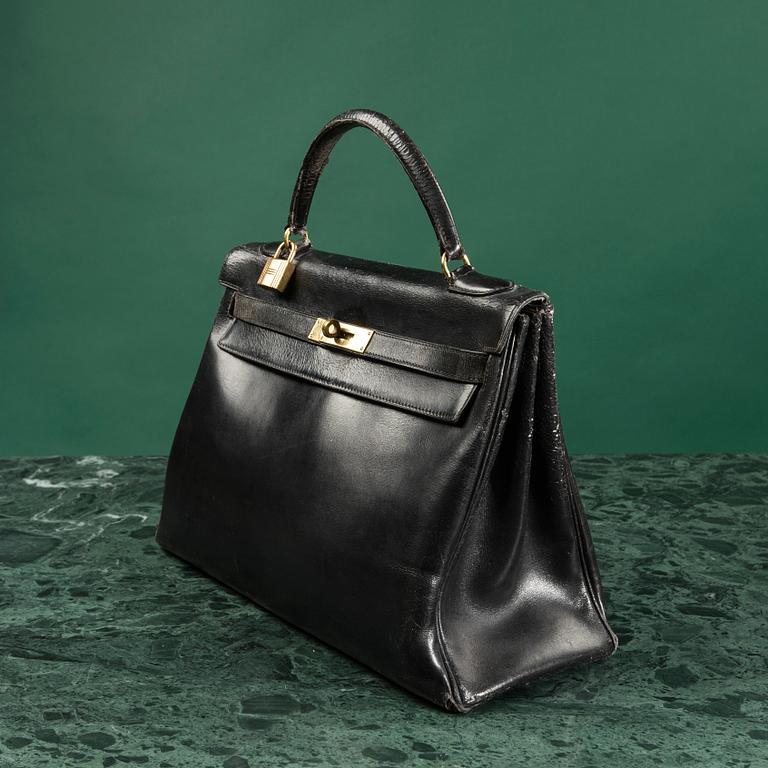 A bag "Kelly 32", HERMÈS.