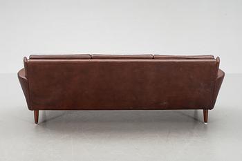 SOFFA, skinn. 1950-tal.