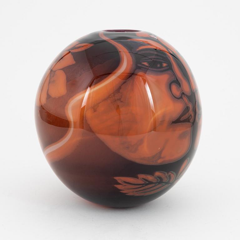 Eva Englund, a 'Graal' glass vase, Orrefors, 1988.