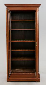 BOKSKÅP, 1800-talets andra hälft.