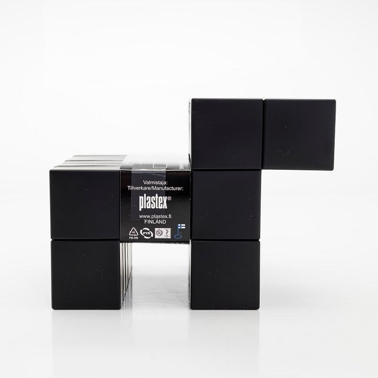 Eero Aarnio, rakennuspalikoita, 30 kpl, "Doggy", Plastex 2009.