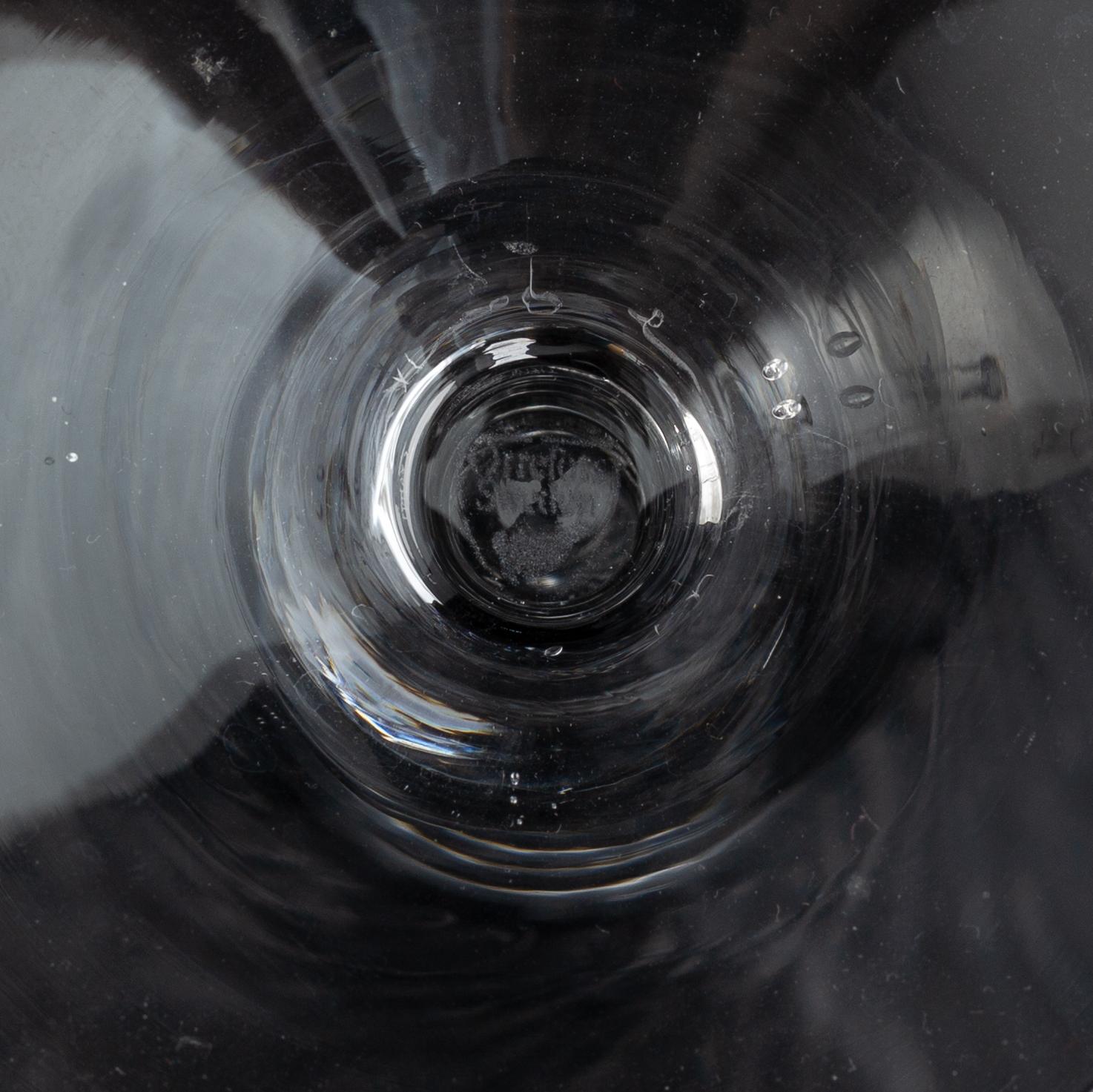 Gunnar Cyrén, a 'Helena' glass service, 33 pieces. Orrefors.