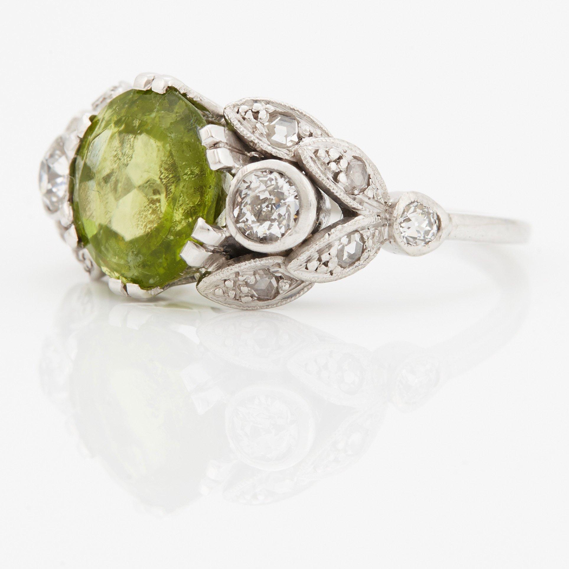 RING.