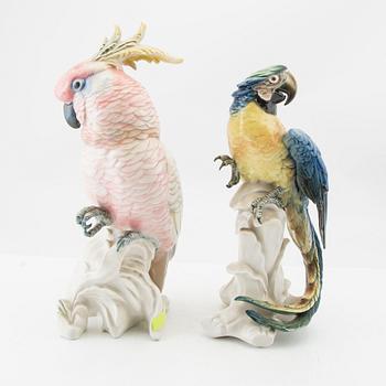 Porcelain figurines, a pair from Rudolstadt, first half of the 20th century.