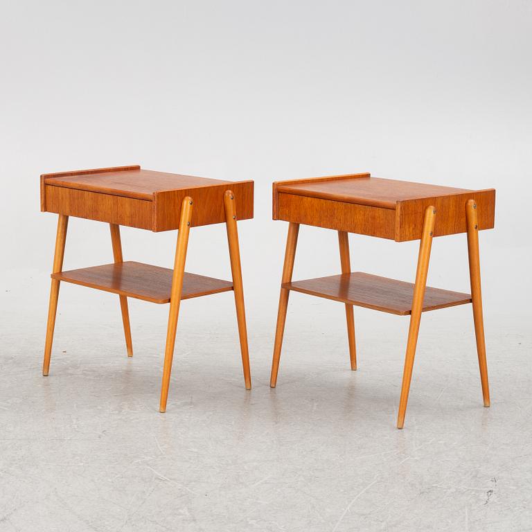 Sängbord ett par AB Carlström & Co möbelfabrik 1900-talets mitt.