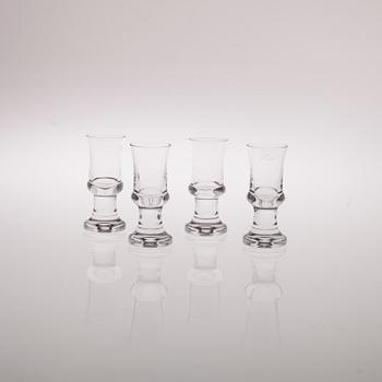 GLASSERVIS, 32 delar, "Tavastia" Tapio Wirkkala, Iittala 1970-tal.