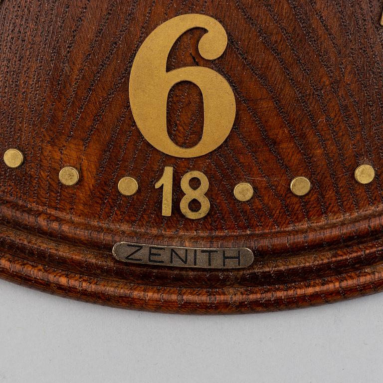 Zenith, väggklocka.