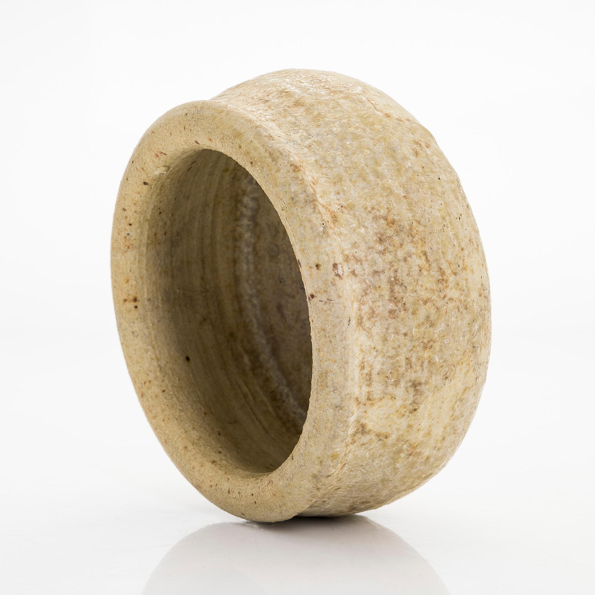 Michael Schilkin, a stoneware bowl, signed Schilkin Arabia.
