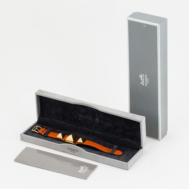 HERMÈS, "Medor", wristwatch, 23 x 32 mm.