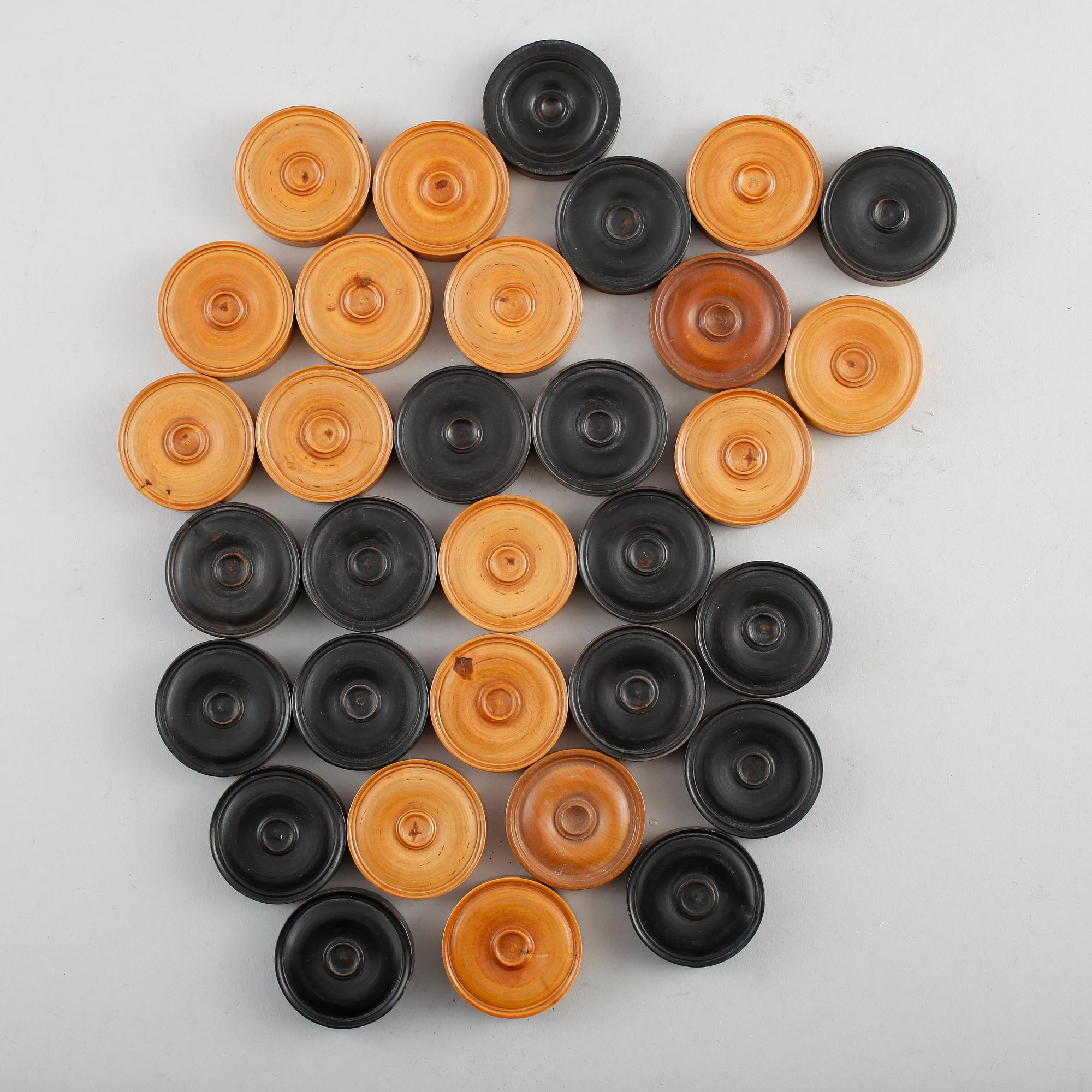 SPELMARKER, 32 st, backgammon, 1800-talets andra hälft.