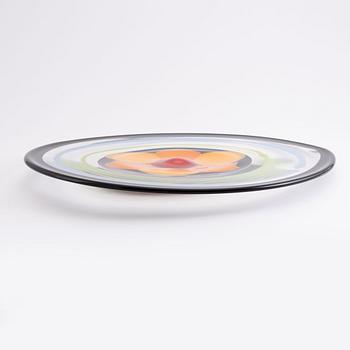 Erik Höglund, a glass dish, signed and dated 1990.