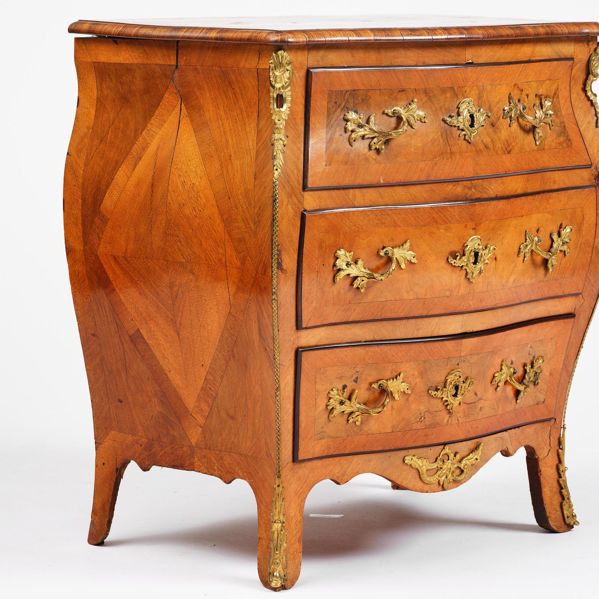 Byrå, Stockholmsarbete, 1700-talets senare del, Rokoko.