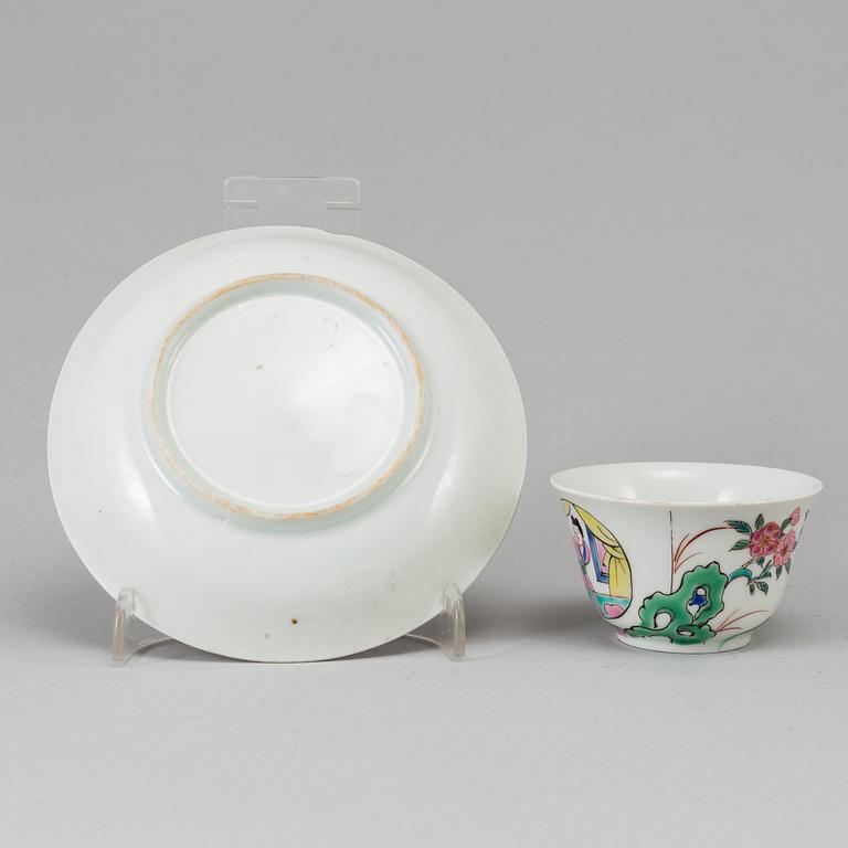 A famille rose cup with stand and four spoons, Qing dynasty, Yongzheng (1723-35) and late Qing dynasty.