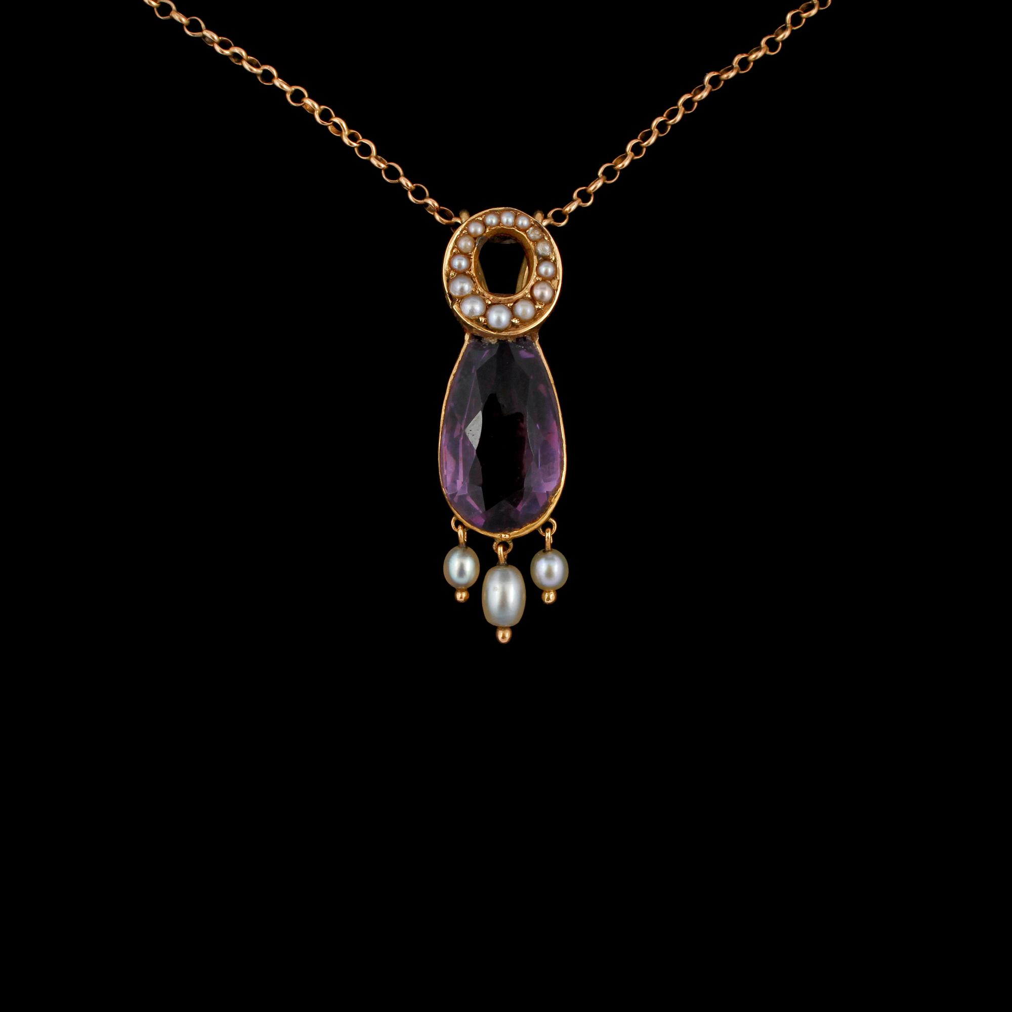 COLLIER 18K guld med ametist och orientaliska pärlor, 1800-tal. Vikt 7.2 gram.