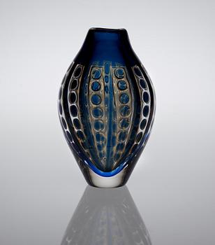 277. A E.Öhrström glass vase.