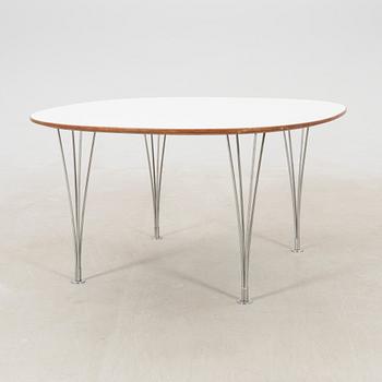 Piet Hein and Bruno Mathsson table "supercircle".