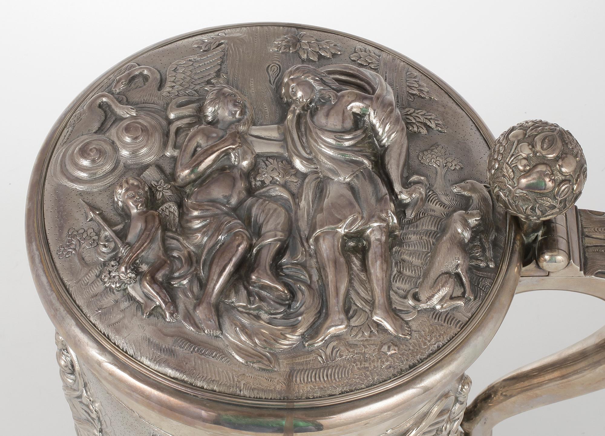 DRYCKESKANNA, silver, Frans Holm, Vadstena, 1880. Vikt 1790 gram.