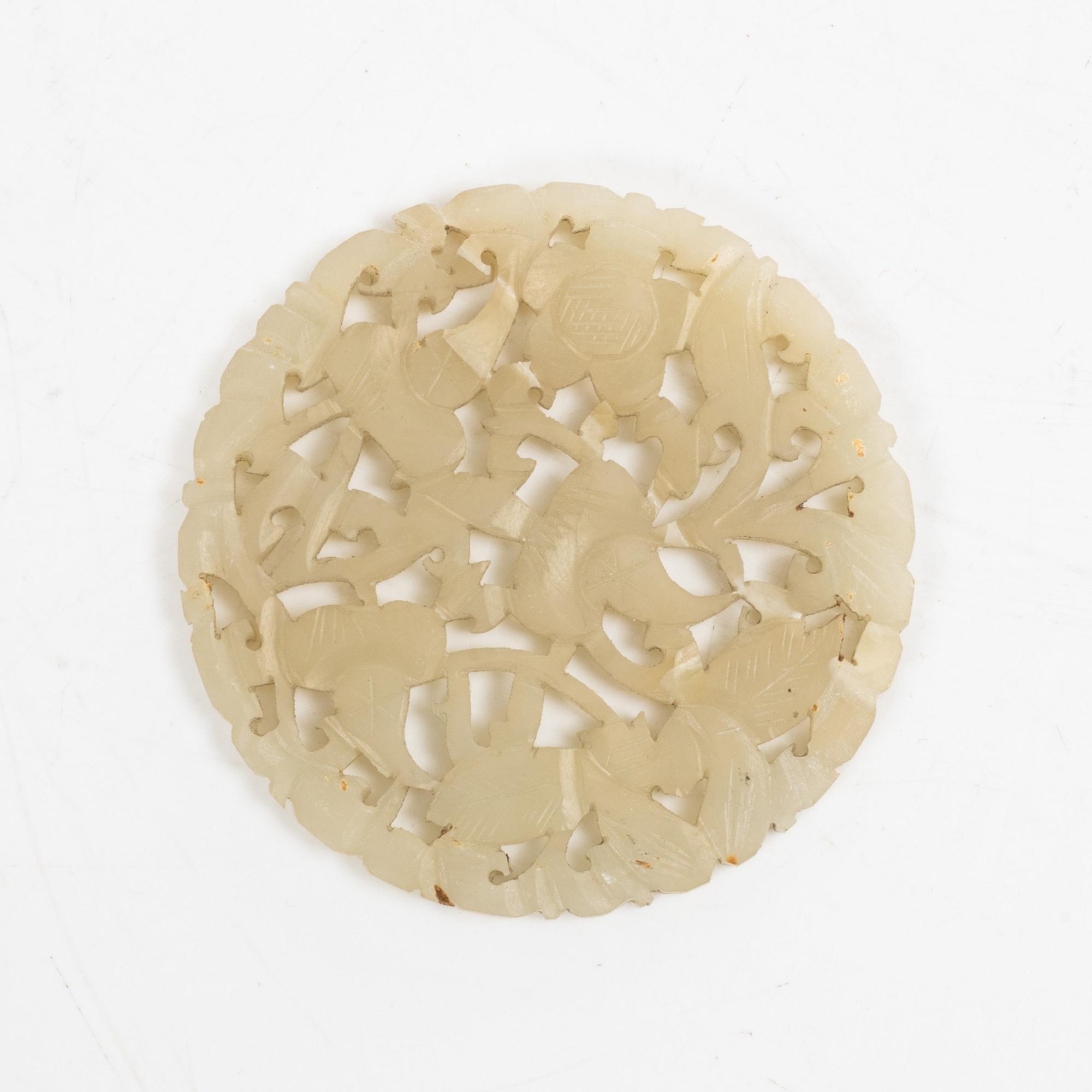 Bojan med trälock med nefrit, Kina sen Qingdynasti.