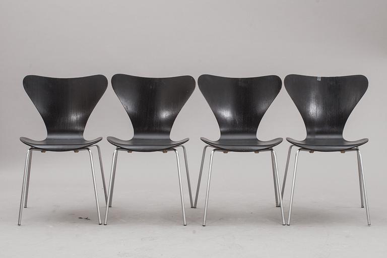 STOLAR, 4 st, "Sjuan", Arne Jacobsen, Fritz Hansen.