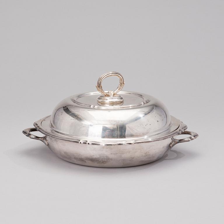 KAROTTER, 2 st, försilvrad, Mappin & Webb, England 1900-tal.
