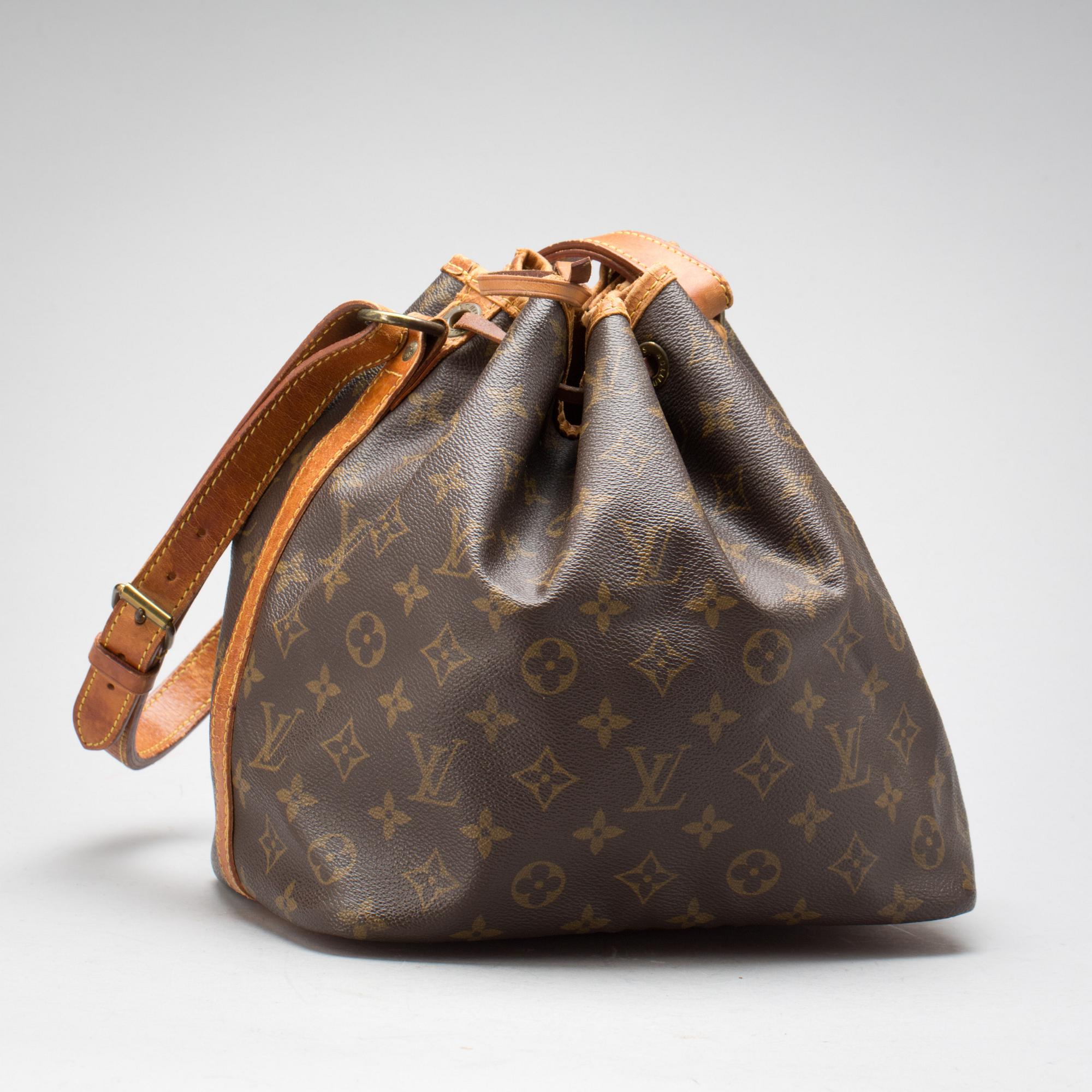 LOUIS VUITTON, "Petit Noé", Louis Vuitton.