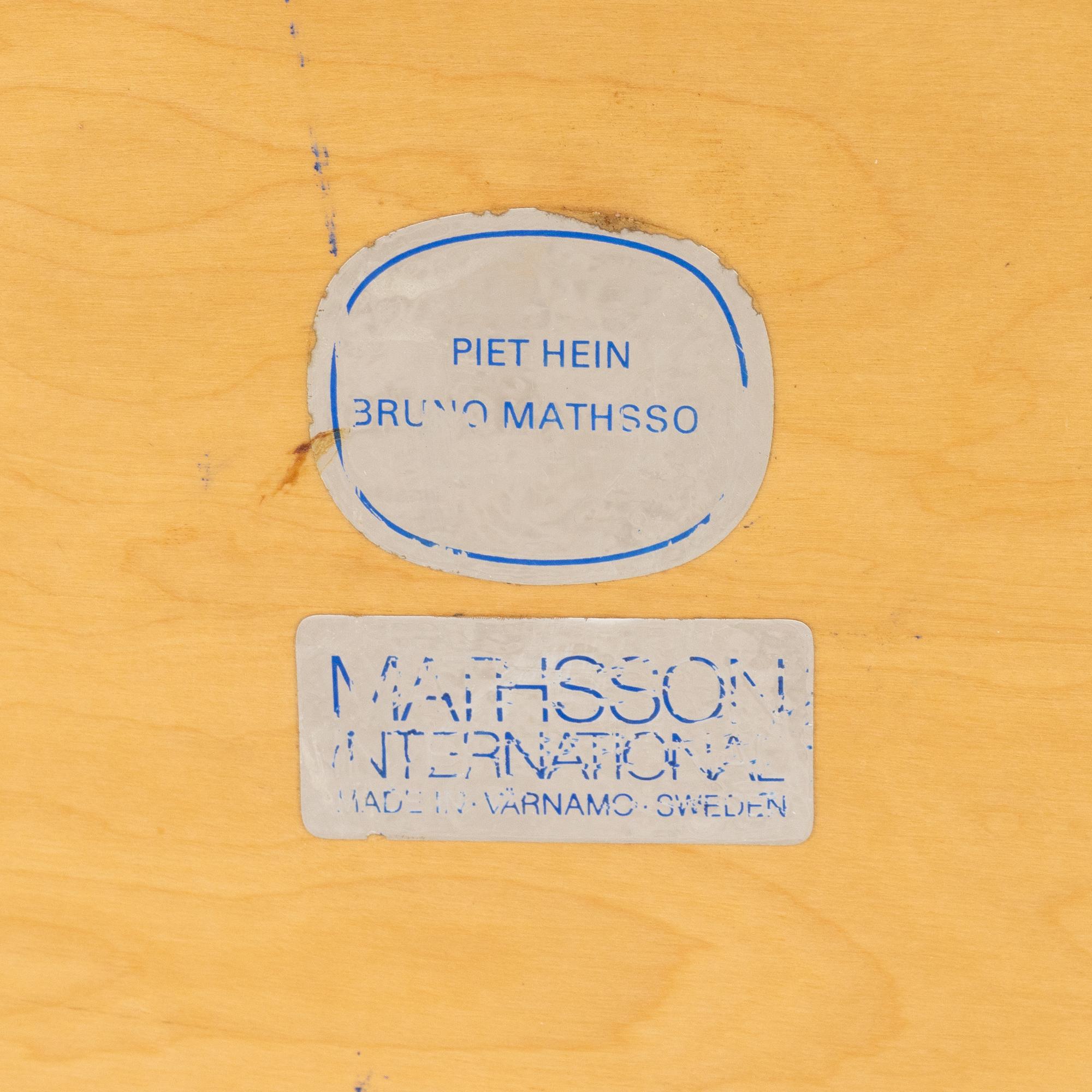 Bruno Mathsson & Piet Hein, dining table, "Superellipse", Mathsson International, Värnamo, Sweden.