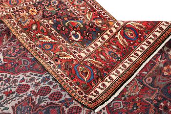 A Bakhtiari carpet, c. 330 x 220 cm.