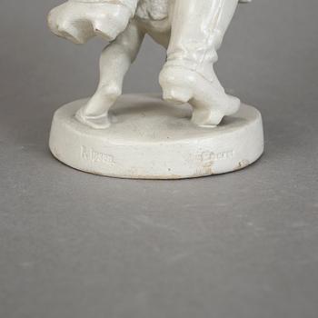 FIGURIN, keramik, 1900-talets första hälft. P.Ipsen, Eneret.