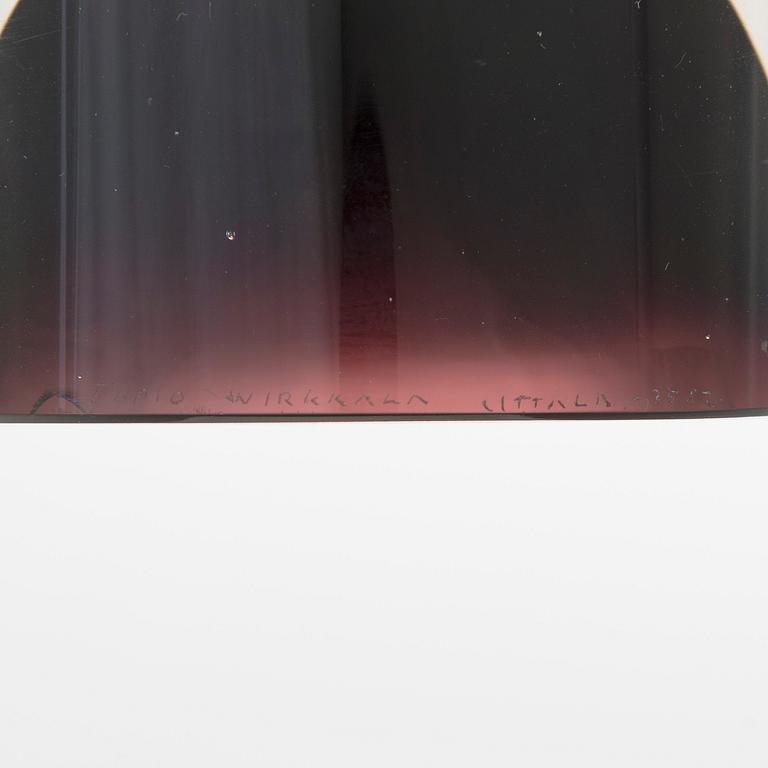 Tapio Wirkkala, 'Double-Headed' glass vase signed Tapio Wirkkala 3582.