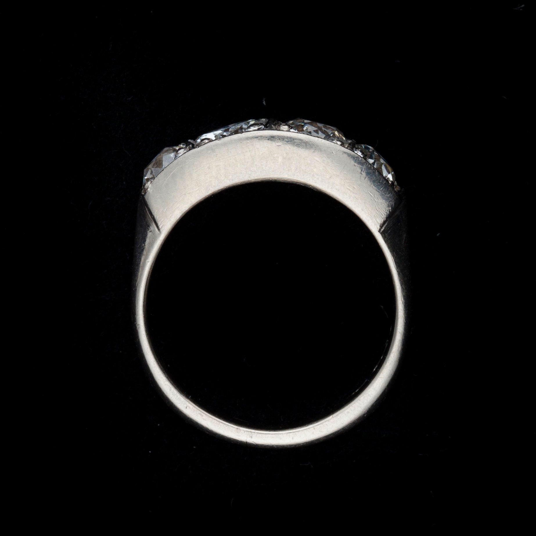 RING.